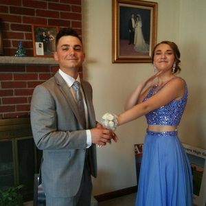 Meet your Posher, Hailey